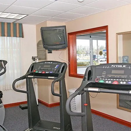 Holiday Inn Express & Suites Walterboro I-95 