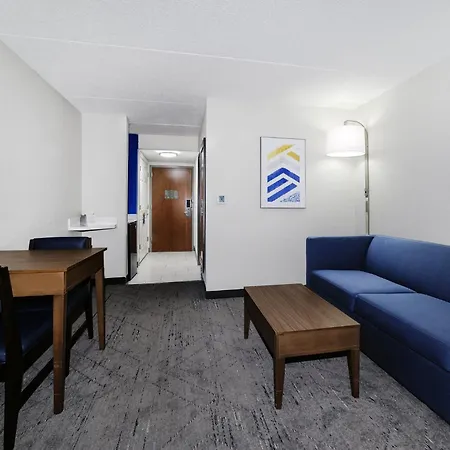 Holiday Inn Express & Suites Walterboro By Ihg Exterior photo