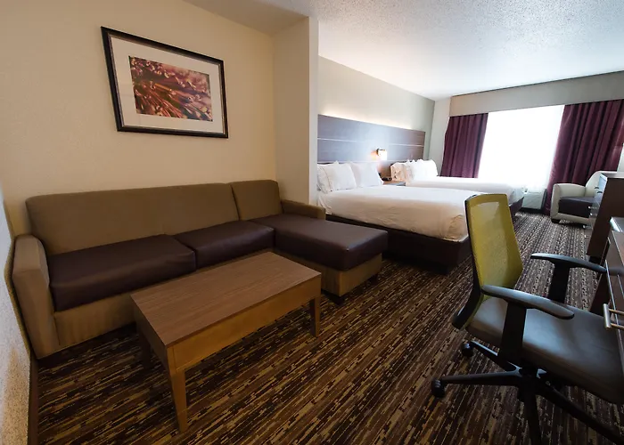 Holiday Inn Express&Suites Walterboro