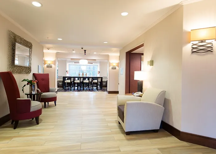 Holiday Inn Express&Suites Walterboro