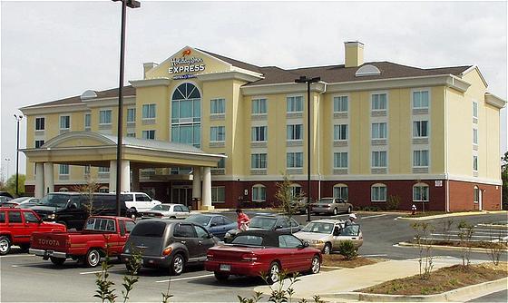 Express & By Ihg 2*