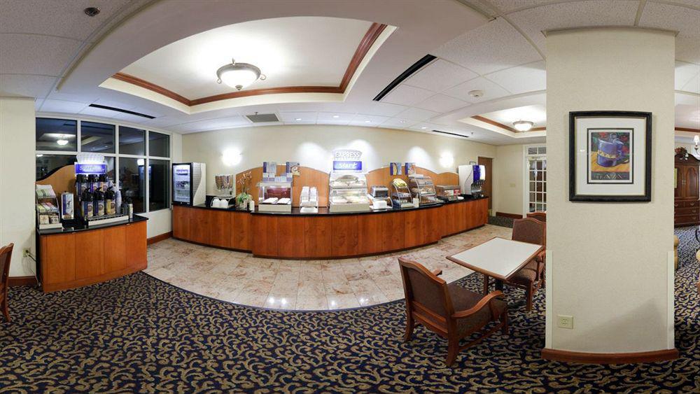 Express & By Ihg 2* Walterboro