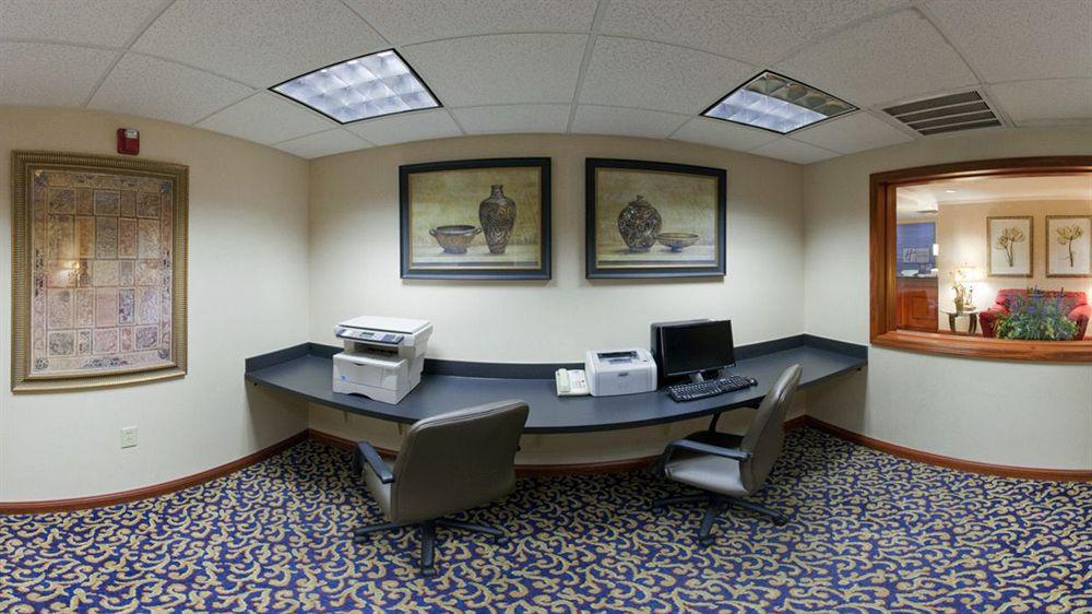 Express & By Ihg 2*