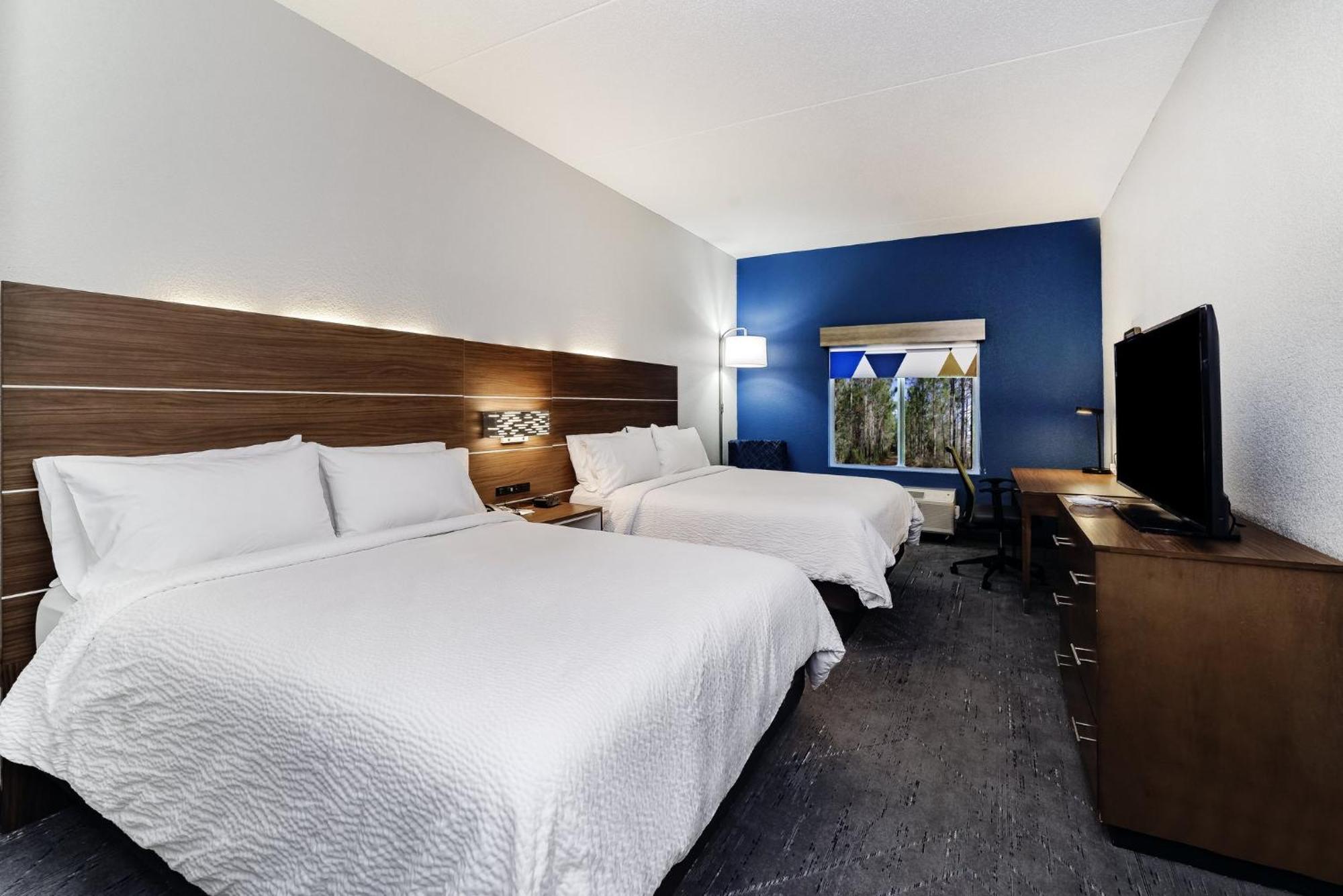Express & By Ihg 2* Walterboro