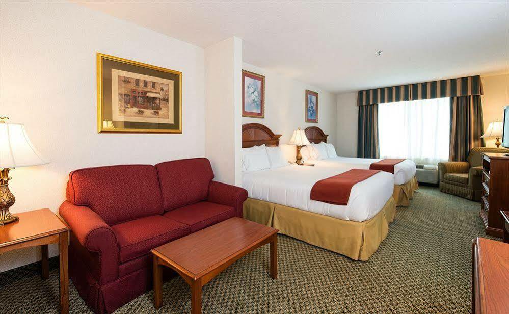 Hotel Express & By Ihg 2*